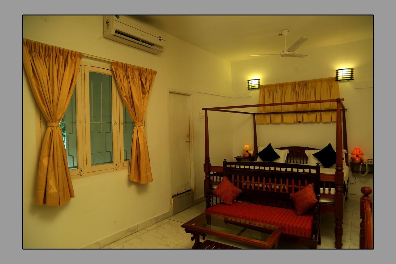 Hotel Le Capucin Puducherry Zewnętrze zdjęcie