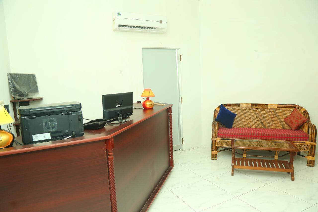 Hotel Le Capucin Puducherry Zewnętrze zdjęcie