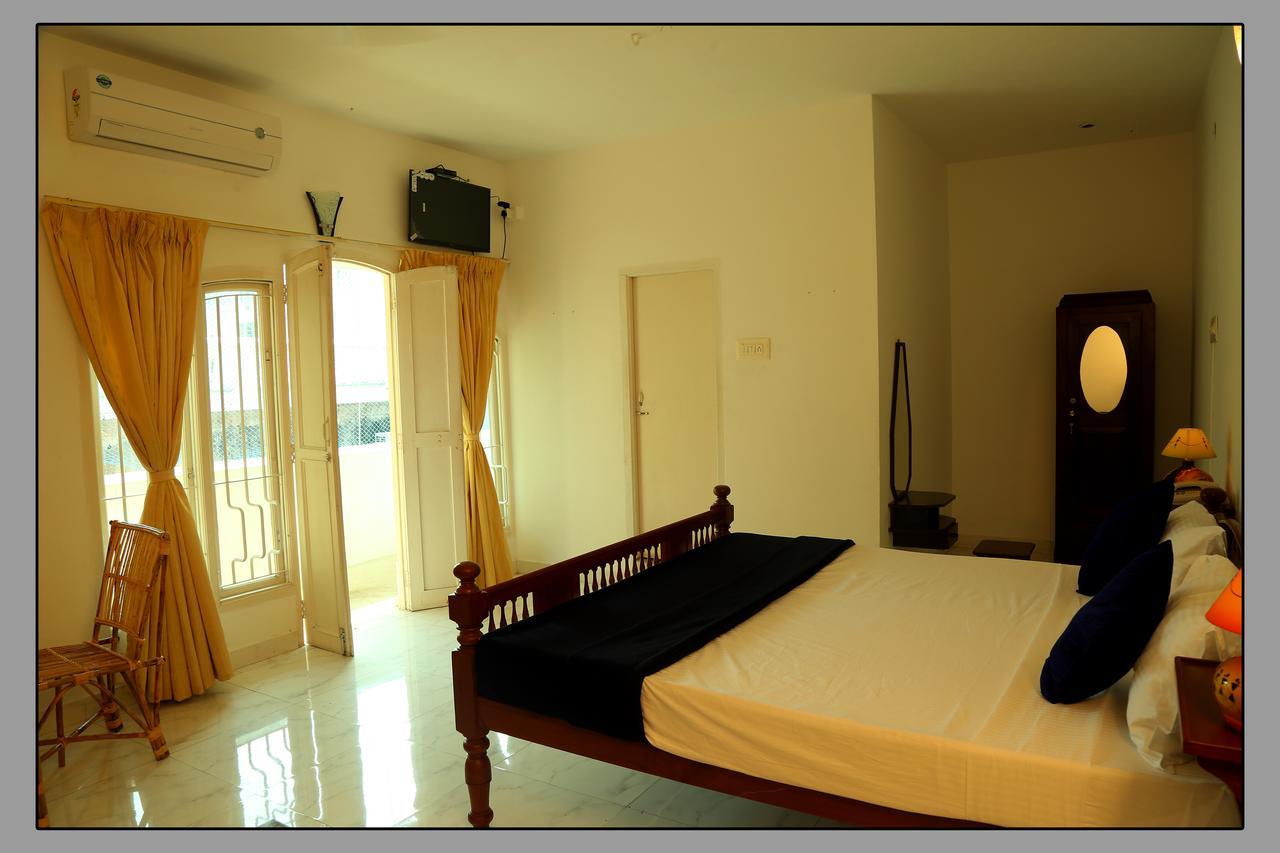 Hotel Le Capucin Puducherry Zewnętrze zdjęcie